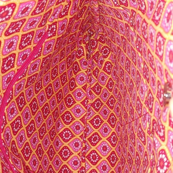 Vera Bradley Tote Bag Rasberry Fizz  Pattern Retired  NWOT - Picture 5 of 7